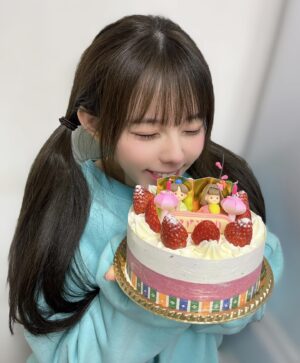 Rio Omori Instagram - ・
・
今日はひな祭り🎎🌸
こういう行事の日に実家にいるのは久しぶりかも🤭
・
・
#大森莉緒 #おーりお #おりおんず #ひな祭り #ケーキ #ツインテール #ınstagood #instapic #good #instaphoto #패션 #코디 #오늘의코디 #오늘의패션 #전신샷 #코디스타그램 #옷 #좋아요 #케이크