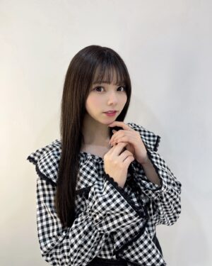 Rio Omori Instagram - ・
・
7月もよろしくね🎐‎🤍
・
・
#大森莉緒 #おーりお #おりおんず #透明感カラー #ロングヘア #instagood #instapic #good #hair #newhair #패션 #코디 #오늘의코디 #오늘의패션 #전신샷 #코디스타그램 #옷 #좋아요