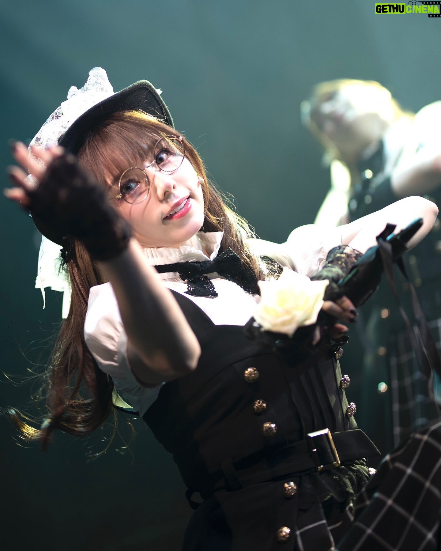 Rio Omori - 3.9K Likes - ・
・
#x純文学少女歌劇団
File No.0002
『パラノイドには騙されない』
沢山の方に支えられ、無事に全公演が終了いたしました😌🥀
ご来場、ご視聴、本当にありがとうございました!!
皆さんと充実した時間を過ごせて、とても幸せでした🌱
素敵なお写真たくさんありがとうございます📸
・
・
#栗捨アガサ/ #大森莉緒
