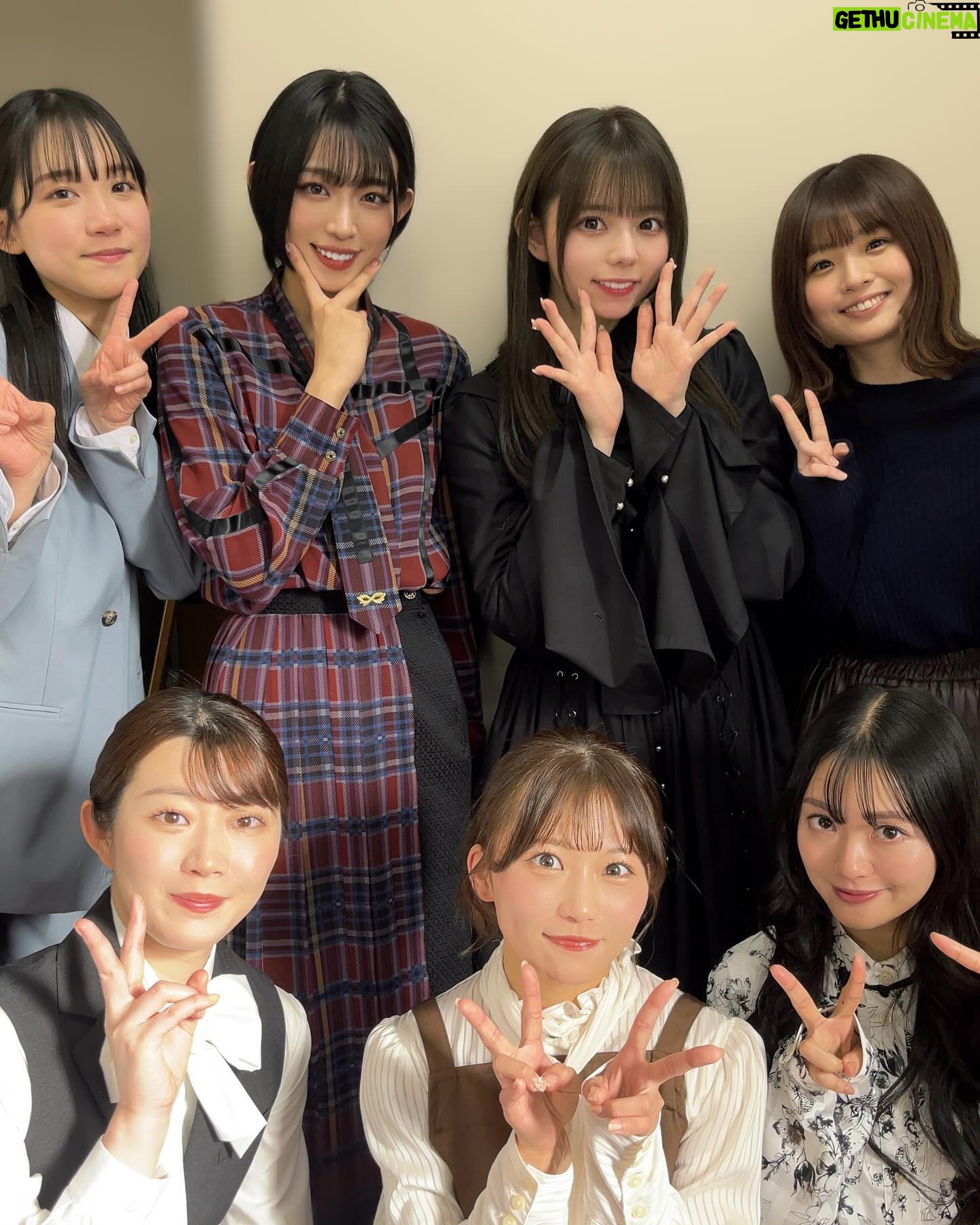 Rio Omori - 4K Likes - ・
・
『マーダー★ミステリー~探偵•班目瑞男の事件簿~』on stage
ありがとうございました📚✨️
初めての即興お芝居、マーダーミステリー本当に本当に緊張した〜〜〜🥶
頭使い過ぎて燃え尽きました...🔥🧠笑
昼・占い師の木下役🔮
夜・大学生の蛍原役 👓
全然違う役でドキドキでした!
すごく難しかったけど、面白くて楽しかったです☺️
・
・
#大森莉緒 #おーりお #おりおんず #マーダーミステリー #マダミスステ #舞台 #instagood #instapic #good #패션 #코디 #오늘의코디 #오늘의패션 #전신샷 #코디스타그램 #옷 #좋아요
