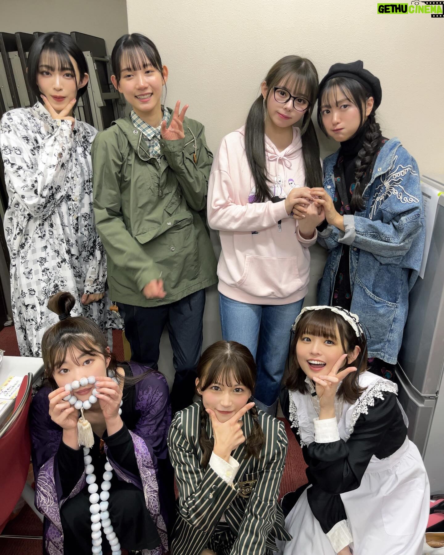 Rio Omori - 4K Likes - ・
・
『マーダー★ミステリー~探偵•班目瑞男の事件簿~』on stage
ありがとうございました📚✨️
初めての即興お芝居、マーダーミステリー本当に本当に緊張した〜〜〜🥶
頭使い過ぎて燃え尽きました...🔥🧠笑
昼・占い師の木下役🔮
夜・大学生の蛍原役 👓
全然違う役でドキドキでした!
すごく難しかったけど、面白くて楽しかったです☺️
・
・
#大森莉緒 #おーりお #おりおんず #マーダーミステリー #マダミスステ #舞台 #instagood #instapic #good #패션 #코디 #오늘의코디 #오늘의패션 #전신샷 #코디스타그램 #옷 #좋아요