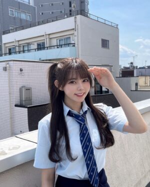 Rio Omori Instagram - ・
・
久しぶりの制服、どうかな？🏫🩵
高校はリボンだったからネクタイ新鮮でした☺️💭
・
・
#大森莉緒 #おーりお #01 #制服 #偽jk #ハーフツイン #ストレートヘア #instagood #instapic #good #instalike #패션 #코디 #오늘의코디 #오늘의패션 #코디스타그램 #옷 #교복