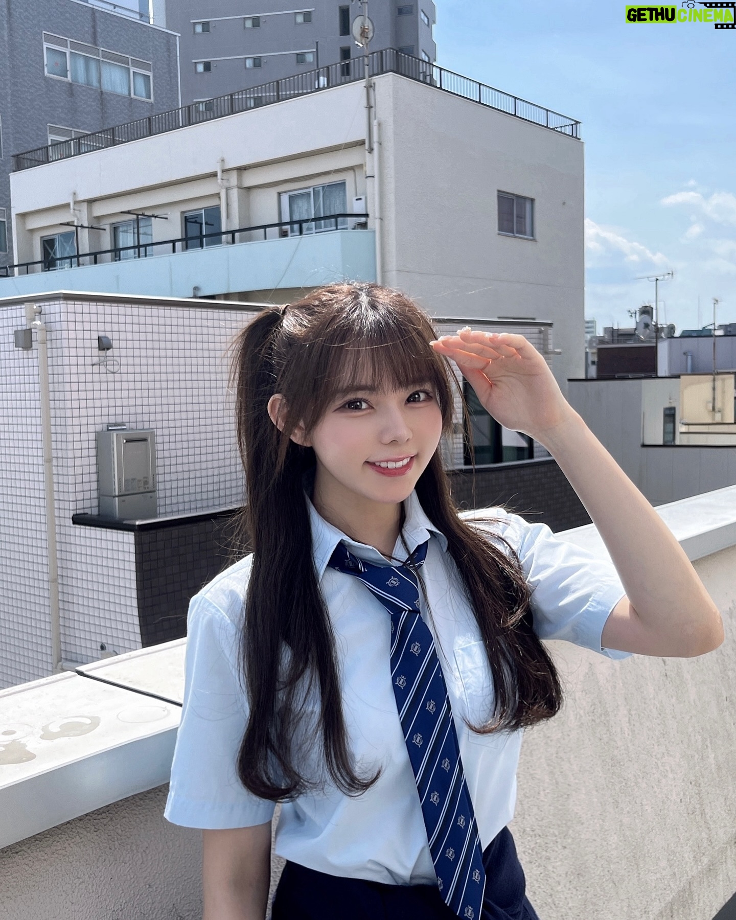 Rio Omori - 4.1K Likes - ・
・
久しぶりの制服、どうかな?🏫🩵
高校はリボンだったからネクタイ新鮮でした☺️💭
・
・
#大森莉緒 #おーりお #01 #制服 #偽jk #ハーフツイン #ストレートヘア #instagood #instapic #good #instalike #패션 #코디 #오늘의코디 #오늘의패션 #코디스타그램 #옷 #교복