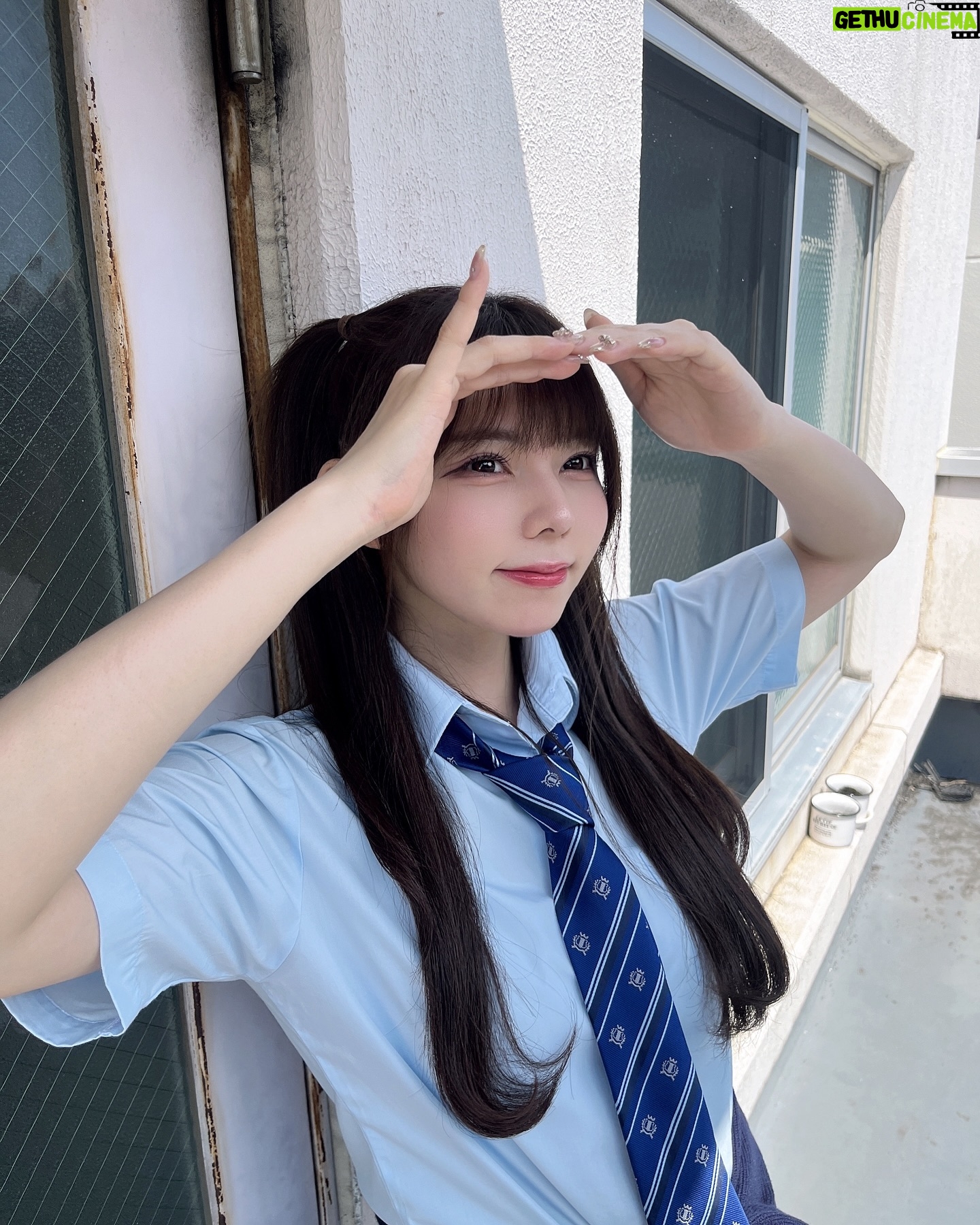 Rio Omori - 4.1K Likes - ・
・
久しぶりの制服、どうかな?🏫🩵
高校はリボンだったからネクタイ新鮮でした☺️💭
・
・
#大森莉緒 #おーりお #01 #制服 #偽jk #ハーフツイン #ストレートヘア #instagood #instapic #good #instalike #패션 #코디 #오늘의코디 #오늘의패션 #코디스타그램 #옷 #교복