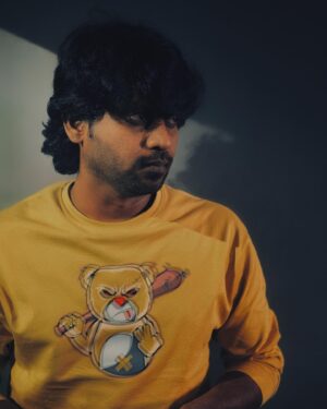 Rio Raj Instagram - ‘In the blur, find your story’’

Photo kara bro : @jagan_93 

#blur #bluronpurpose #rioraj