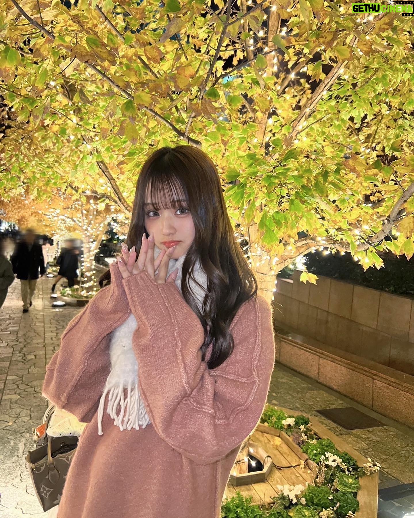 Ririka Moriwaki - 5.7K Likes - クリスマスシーズンがいちばんすき🎄🤍
みんなどのシーズンが好き???
.
.
.
.
.
.
.
美容でい!📆
いつもお世話になってる @dr.dowaki さんに @ginzatacstaff で肩ボトックスやっていただきました!!
肩こりがひどくて何もしてなくても痛い、みたいなことが結構あったのですが、嘘みたいになくなったので2回目🥹💓
今回もありがとうございました!
@haku_whitening さんで初のホワイトニングに行ってきました!医療のホワイトニングで効果かんじやすいみたいでこれから通うので、またご報告するねー!楽しみ!
#ホワイトニング #pr