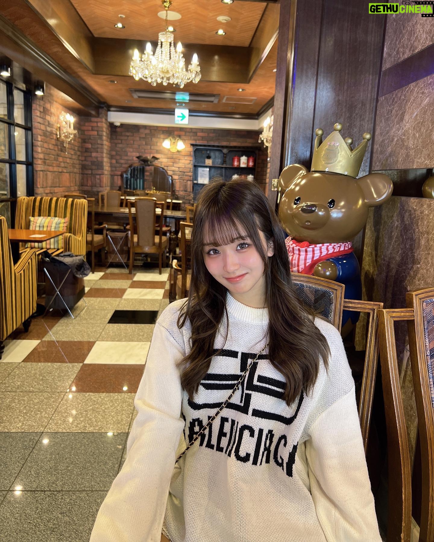 Ririka Moriwaki - 3 Likes - ケイニスクローネのカフェでお姉ちゃんのお誕生日お祝いしてきた〜!おめでとう〜!💓💓💓
@mosteyes_shibuya の@ri__k07n さんにパリジェンヌとアイブロウお願いしました🥲💓
いつも想像通りの可愛さにしてもらえて嬉しい!、
ありがとうございました!
@coalalu_ebisu さんにハーブピーリングしていただきました!、快適空間でめちゃくちゃ寝ちゃった笑
一回でも肌荒れに効果あるから気になってる方はぜひ行ってみてください😖💓
#pr
