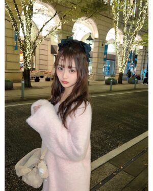 Ririka Moriwaki Instagram - 神戸デートなうにつかっていーよ🤭🤍🤍
世の中きらきらする季節だね〜🎄⛄️
.
.
.
.
.
.
.
急に明日は大切な日！！って時におうちで @tee___jp でセルフホワイトニングしてます🦷
おうちで手軽にホワイトニングできるのでお忙しい方にもおすすめ‼︎‼︎🤍🤍

#ホワイトニング #pr