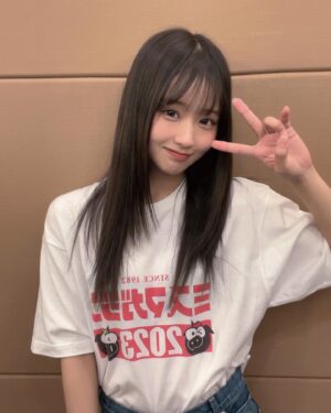 Ririka Moriwaki Instagram - 【ご報告】
ミスマガジン2023ベスト16に選んでいただきました！
3204名の中から、16人に選んでもらえて凄く嬉しいです♡

改めまして森脇梨々夏です！

初のグラビアで緊張でいっぱいですが皆様から応援してもらえれるよう頑張りますのでよろしくお願いいたします！

5月15日発売ヤングマガジン24号
22日発売のヤングマガジン25号に掲載していただいております♡16人で表紙を飾らせていただいているのでぜひそれもチェックしてください👀

審査項目に紙面投票、ショールームでのライブなどがあるのでまた後ほどしっかり伝えさせてください。
皆さんの紙面投票や応援が必要なのでお力を貸してくださると嬉しいです🥲！
よろしくお願いいたします！💓

カラコンもつけていない、いつもとは少し違うナチュラルな私もぜひ好きになってください🥲

#ミスマガジン　#ミスマガジン2023