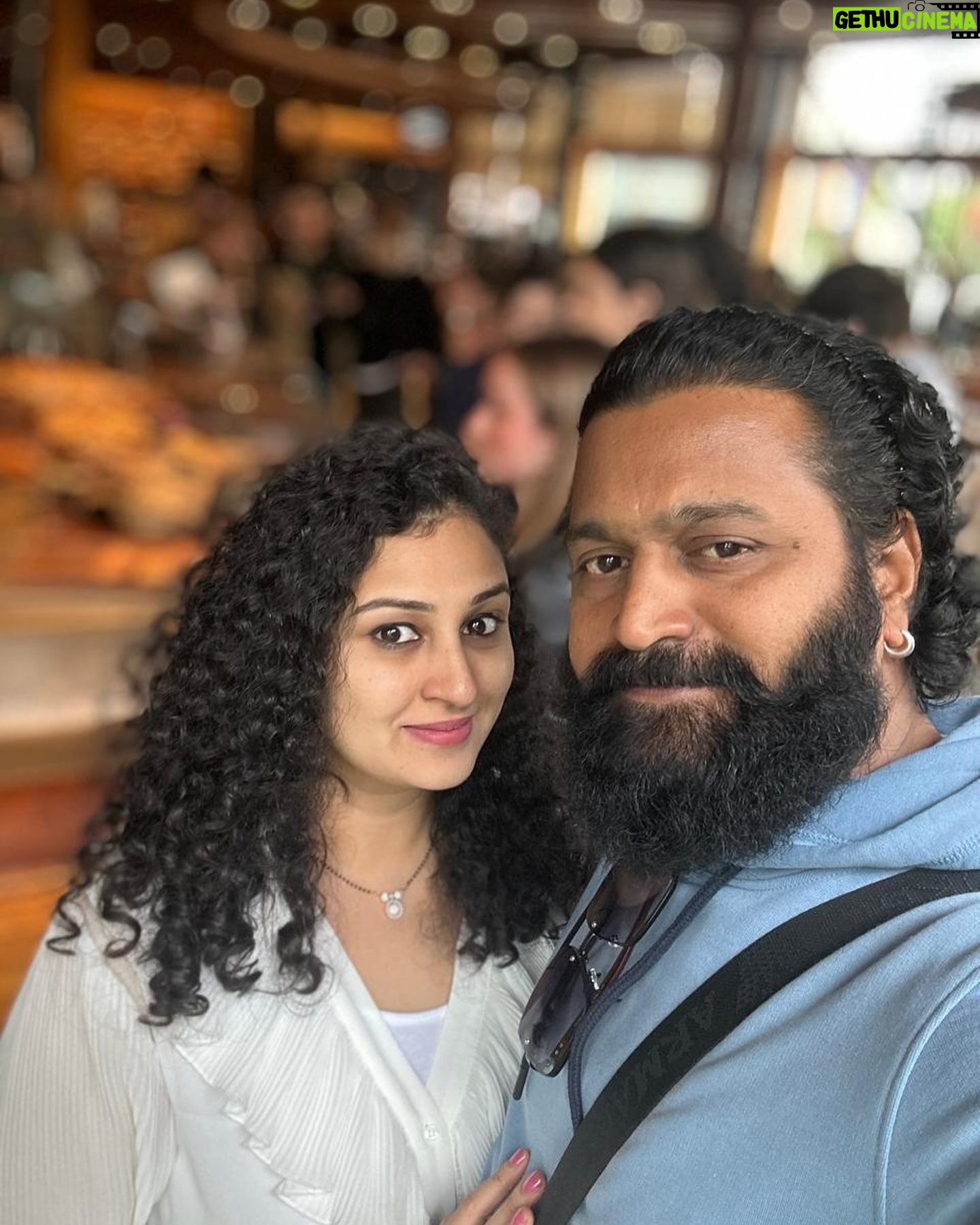 Rishab Shetty - 270.9K Likes - Memories made with love and laughter. ❣️
#GoodTimes #ThrowBack #Memories #goodvibes