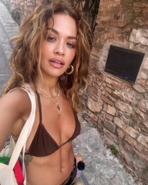 Rita Ora Instagram - Oh Italy 🇮🇹 what a joy. 🥹