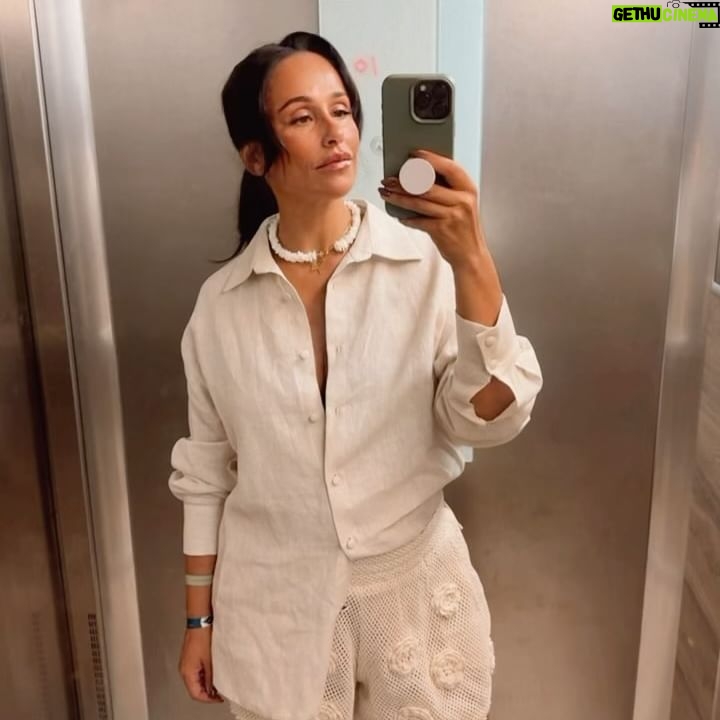 Rita Pereira - 59.3K Likes - Estão a ser dias tão tranquilos e bem passados em família.
Obrigada @vilabaleira por esta paz 🤎
#portosanto #madeira #vilabaleira #vilabaleirasuites #familytrip #familyvacation #parceria