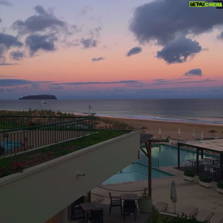 Rita Pereira - 59.3K Likes - Estão a ser dias tão tranquilos e bem passados em família.
Obrigada @vilabaleira por esta paz 🤎
#portosanto #madeira #vilabaleira #vilabaleirasuites #familytrip #familyvacation #parceria