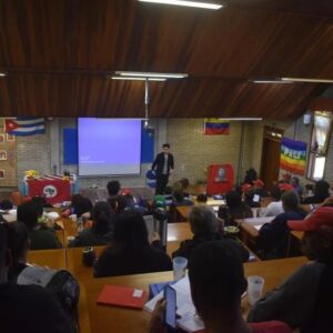 Rita von Hunty Instagram - O sorriso no rosto de quem pôde, mais um ano, contribuir com a formação nacional de quadros do @movimentosemterra !!!

Ontem eu estive na Escola Nacional de Formação Florestan Fernandes para contribuir na 2ª semana do ciclo nacional de formação. Nosso eixo eram as relações humanas e a emancipação. E nosso tema era "Ao capital interessa a violência, nossa é a emancipação."

Propus um dia de curso voltado a pensar as relações de poder através do Materialismo histórico dialético e como as ditas "minorias" são constituidas no processo de violência e dominação. 

Agradeço muito aos mais de 80 companheiros e companheiras de todo país que estiveram em sala comigo desde de manhã até o final do dia :)

Viva a reforma agrária! Viva nossa solidariedade de classe e viva o MST!