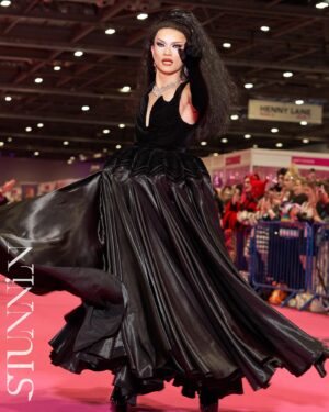 River Medway Instagram - @konstantymvrzynski you are a genius.

📸 @cyrieljacobs @stunnin.mag 
@rupaulsdragcon