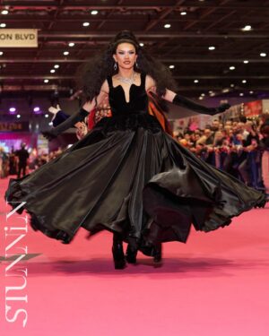 River Medway Instagram - @konstantymvrzynski you are a genius.

📸 @cyrieljacobs @stunnin.mag 
@rupaulsdragcon