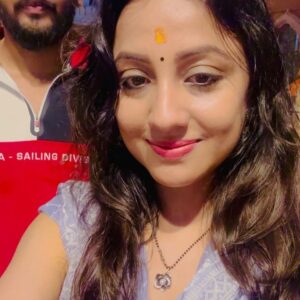 Riya Dey Instagram - Jaga darshan with Family ❤️🌎
ଜୟ ଜଗନ୍ନାଥ🙏🏻😇
