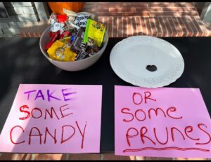 Rob Huebel Instagram - Did a little test to see which Halloween treat kids like best candy or prunes. Prunes won by a mile!!!