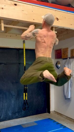 Rob 'Sluggo' Boyce Instagram - I am motivated right now. A powerful place to be. You can’t plan motivation. When it shows up, take full advantage. So much gratitude for today. 
#foreveryoung #skater #strong #motivation