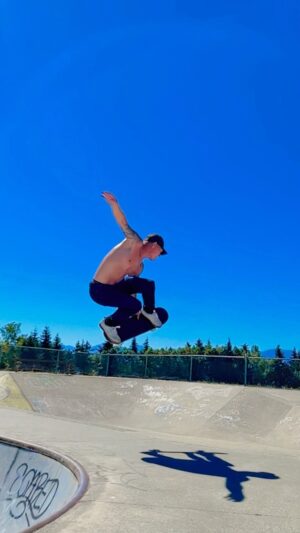 Rob 'Sluggo' Boyce Instagram - This Saturday I am going to be giving away @thereddragons complete skateboards at the Courtenay Comox skateboard park. Stay tuned for details. This was way scarier than it looks. Melon transfer from the bowl to the snake run. 
🎥 @kelstheroo #thankyouskateboarding -#skateboard #skate #community #gratitude #thankful #canada #stoked #vancouverisland #love #happiness