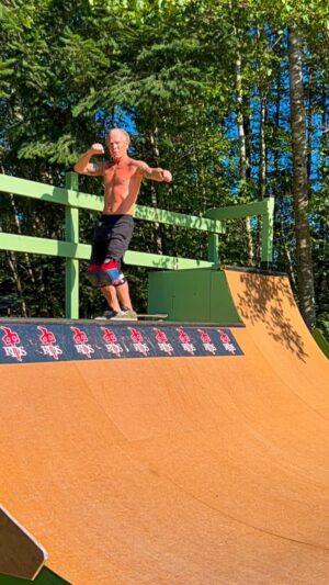 Rob 'Sluggo' Boyce Instagram - Feeling young and limber #foreveryoung #thankyouskateboarding