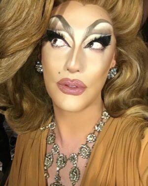 Robbie Turner Instagram - You’re a work of art. Not everyone will understand you, but the ones who do, will never forget about you. -
-
-
#RememberThat #illtellyouforfree #maybeshesbornwithit #loveyourself #loveismyreligion #robbieturner #dragrace -
-
-
@rupaulsdragcon @wowreport @vh1 @logotv @rupaulsdragrace -
-
-
Bookings: @executiveprandtalent 💋 @lucy_paradisco