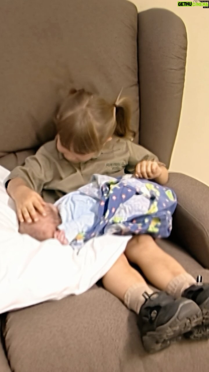 Robert Clarence Irwin - 0.9 Million Likes - Happy birthday, Bindi… love, Brian.