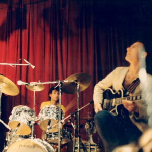 Robert Fripp Instagram - On this day in 1980, RF was onstage at Slide Inn in Syracuse. The first night of the League Of Gentlemen's dates in the USA. Excerpts and download via link in stories (and on the Music page at dgmlive.com).

"This tour is being played in contravention of a number of principles I laid down,” explains Robert to a lively crowd at the beginning the performance. “At one point I cancelled this tour because the way it was being conducted was simply not in accordance with how an intelligent, small, mobile person handles life. But if the tour had been cancelled then an awful lot of people who’d bought tickets would have dipped out. So the compromise was that, for me, this is the end of an era in touring. This is the last time I tour according to other people who I don't really support their values…” 

#RobertFripp #BarryAndrews #SaraLee #JohnnyToobad #leagueofgentlemen