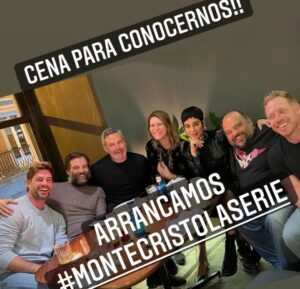 Roberto Enríquez Instagram - 📺 #MontecristoLaSerie

Roberto Enríquez, Esmeralda Pimentel y William Levy protagonizan la serie 'Montecristo', dirigida por Alberto Ruiz Rojo y producida por Secuoya Studios.

La serie está basada en la novela clásica 'El conde de Montecristo', de Alejandro Dumas. 

📸: @albertoruizrojo
