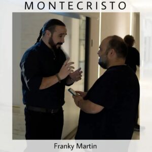 Roberto Enríquez Instagram - 🎬 #Montecristo

📸📝: secuoyastudios.com

‘Montecristo’, la adaptación al universo actual del clásico de Alejandro Dumas, presenta a un vengador justiciero, al margen de la sociedad y de la ley, que se enfrenta a los poderosos con sus mismas armas, y con la misma falta de escrúpulos.

Alejandro Montecristo, fundador y director ejecutivo de una empresa tecnológica de éxito, simboliza la modernidad frente a la tradición y la decadencia, representadas por sus enemigos, miembros de la tradicional élite económica, política y social española. Entre ellos, Fernando Mondego, al que da vida Roberto Enríquez, un empresario sin escrúpulos que ambiciona la compañía del hombre del momento. Lo que Fernando no sabe es que Montecristo es alguien a quien conoció hace décadas y el motivo de su surgimiento se alimenta puramente de venganza.

Pero Fernando no será el único enemigo del protagonista. Cristóbal Herrera (Juan Fernández), un diplomático español despiadado y corrupto, fundador del partido conservador Acción Liberal, será una verdadera pesadilla para Alejandro. A su lado, Helena Vilaforte (Itziar Atienza), una ambiciosa candidata política.

En esta historia, hay más víctimas: Mercedes Herrera (Silvia Abascal), la esposa de Fernando, y Alba Mondego (Guiomar Puerta), la rebelde y apasionada hija de ambos.

Entre los acérrimos aliados del protagonista, Haydée (Esmeralda Pimentel), directora de desarrollo de la start up, y Salvador Faría (Héctor Noas), amigo y mentor.