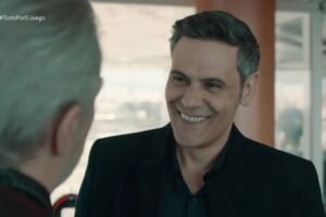 Actor Roberto Enríquez HD Instagram Photos and Wallpapers March 2022