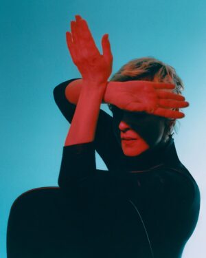 Robyn Instagram - Thank you Stefano and Alberto and thank you Acne

Photo:  @scandebergs

Styling: Naomi Itkes @naomi_itkes

Make up: Sam Bryant @sambryantmakeup

Hair & feather appliqué: Ali Pirzadeh @alipiradeh

Haircut: Fransisco Ballesteros @fbjstockholm 

Shoe jewelry: Thomas Weiser @weisertamas