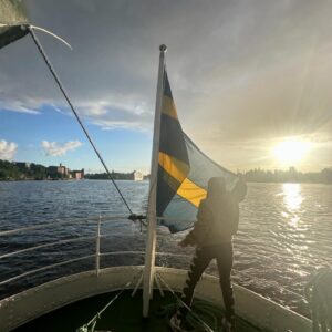 Robyn Instagram - Thank you Jamie for letting me be a part of your beautiful album, it’s been so inspiring to make LIFE with you and Im so excited it’s out. And  thanks for throwing a party on a boat in Stockholm, it doesn’t happen often enough for a city as pretty as this. Thank you for the love from all of the friends and strangers who came🌦️