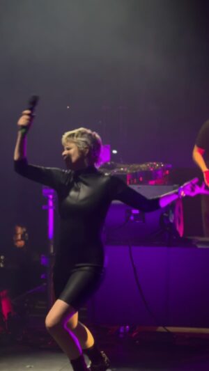 Robyn Instagram - More Glastoooooo
Thank you @robynkonichiwa