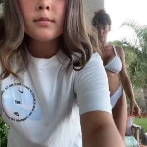 Rocío Madrid Instagram - Bailesito con mi bebesito que me quiere hacer tiktoker y yo me resisto 😅😅😅 
@triprivaa ✨️💗.