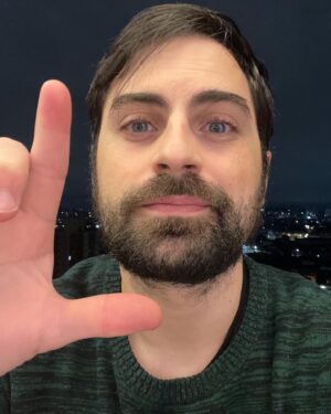 Rodolfo Valente Instagram - Falta pouco pra apertar 13 na urna e ver esse país ser feliz de novo. É @lulaoficial no primeiro turno para dar fim a todo retrocesso e barbárie dos últimos anos. Vamos ❤️