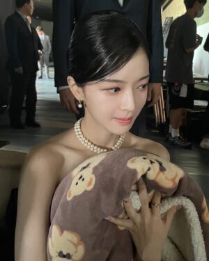 Roh Jeong-eui Instagram - 🎀#하이라키 🎀
