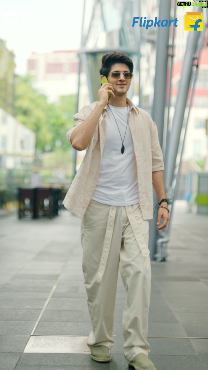 Rohan Mehra - 282K Likes - Discover the #MotoG85 5G, where Brilliance meets Elegance. Capture stunning moments with the Brilliant 50MP OIS Sony - LYTIA 600 Camera. Enjoy a vibrant visual experience with the immersive 3D Curved pOLED 120Hz display protected by Gorilla Glass 5. Revel in the luxury of an ultra-premium Vegan Leather Design. Stay effortlessly connected with the Swipe to Stream Smart Connect feature.
With the moto g85 5G grab #AllEyesOnYou, and make a statement everywhere you go.
The #MotoG85 5G is launching on *10th July* and will be available on @Flipkart
#AllEyesOnYou #MotoG85 5G
@motorolain