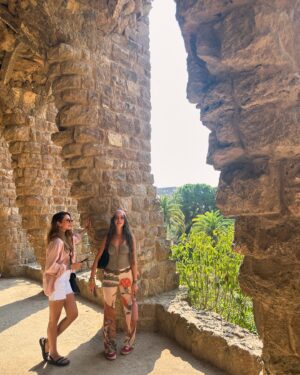 Rojda Demirer Instagram - Ne güzel geçtin Barcelona🫶
Tesekkür ederiz @prontotour 🙏
#prontotur30yasinda #davet