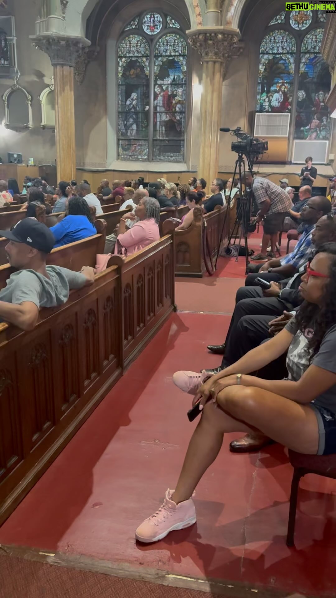 Roland S. Martin - 3.7K Likes - The last remaining mainstream media camera packs up and leaves the #SonyaMassey rally in Chicago. Who is left? The @blackstarnetwork. We are still streaming live on the app and Youtube.com/RolandSMartin. Do you see WHY #BlackOwnedMediaMatters?!