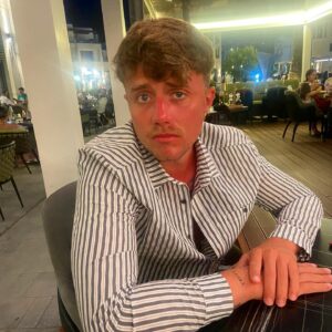 Roman Kemp Instagram - ⚠️ A slideshow of why you should wear SPF in Montenegro 🇲🇪