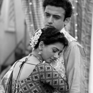 Romit Raj Instagram - R ❤️ R 
Dearest Fans,
Just For All You Lovely Souls...
Thank you so much for all the love ❤️ Means a lot... 
#yrkkh #yehrishtakyakehlatahai #ruhit #dkp #starplus #love #mohabbat #ishq
