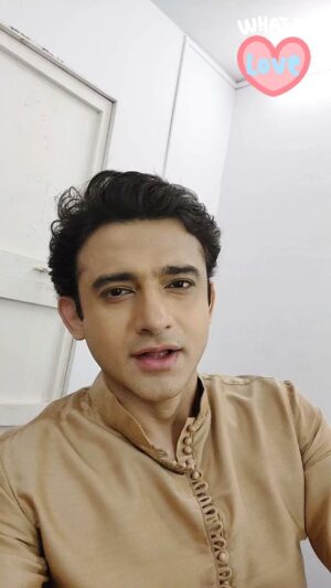Romit Raj Instagram - Pyar Kya Hota Hai ??? What is Love ??? ❤️ 
#yrkkh #yehrishtakyakehlatahai #love #dkp #reelsinstagram #reels #reelsindia