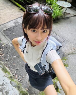 Ron Monroe Instagram - 吸收氧气！山に行って、新鮮な空気をたっぷり吸ってきました！
