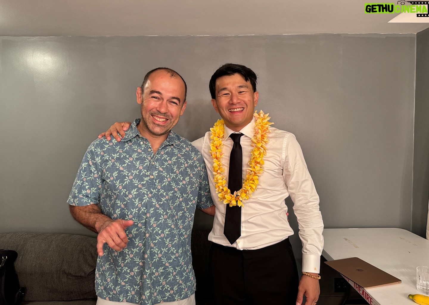 Ronny Chieng - 4.2K Likes - I LOVE YOU HAWAI’I! You are a dream, wrapped in a wish, wrapped in a melody. THANK YOU FOR SELLING OUT MY FIVE SHOWS at @hawaiitheatre last week. And thanks to @andreajin @comedianjamesmane and DJ @tonytrimm for being on the show. 📸: @marcusrussellprice @veanne
👔: @joycretton @joseramosdesign @bonobos
👞: @cobblerunion 💇🏻: @sheldonyamauchi
💄: @karenpreiser
🎨: @igloo.toast.pop @punkyaloha