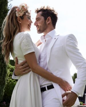 Rosanna Zanetti Instagram - 02.07.18 ✨Feliz aniversario Amor! @davidbisbal 
La realidad ha superado los sueños al ver todo lo bonito que hemos construido juntos 🤍