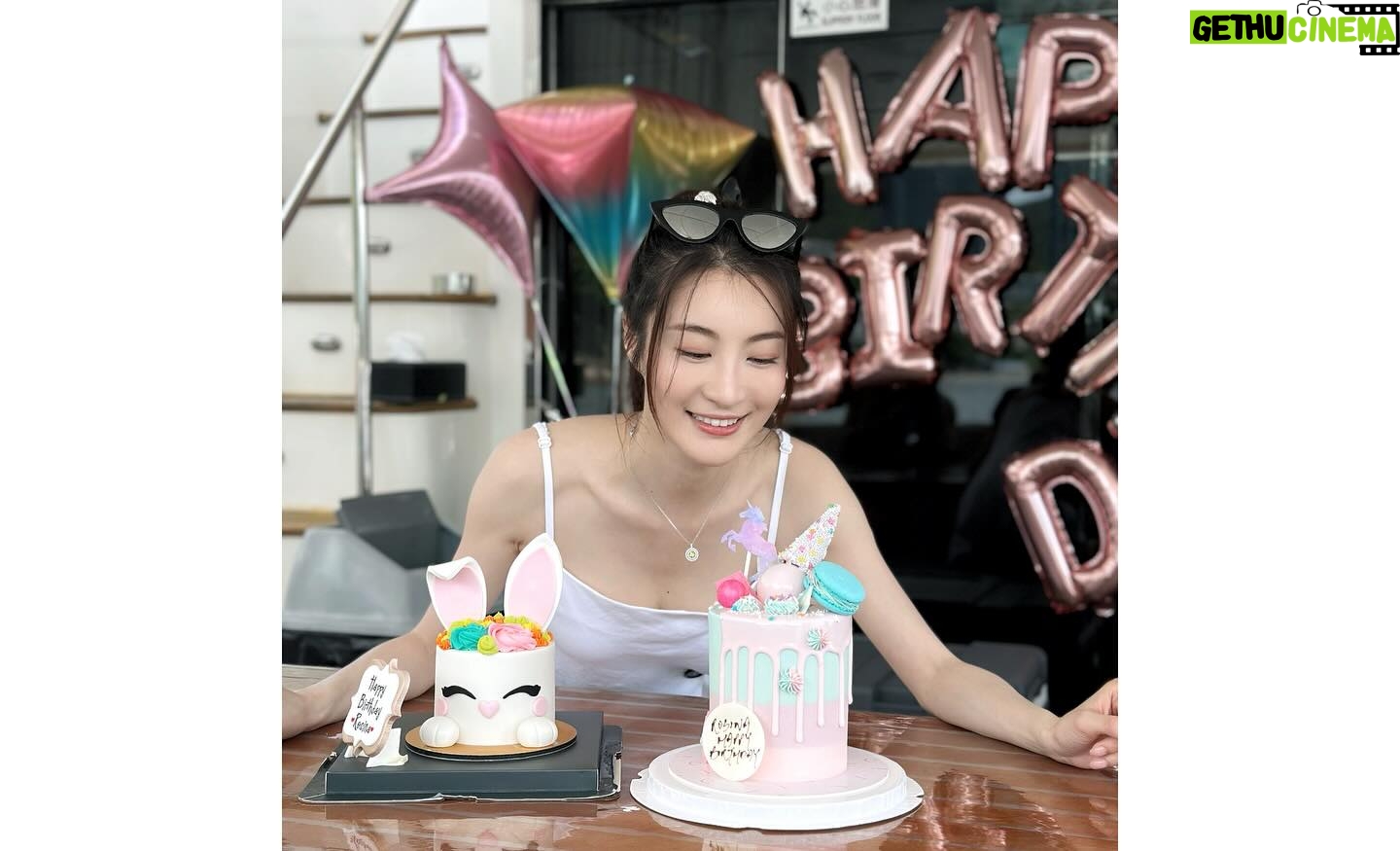 Rosina Lin - 16.4K Likes - 還是這群人…懂我奇奇怪怪,陪我可可愛愛地又長大了一歲🤣🎂❤️!
@nwuuu @lam_fung_official @joelshanchung @apple_ho_ho @lamtszsin413 @tsuiwing0807 @edwinsiu @wongtsuiyu @ccandice.c @lorlorlau @fattykar @lauhawick @stefanwch @peggysiu @k.t_kary @rockyrvn @uyuoriuh