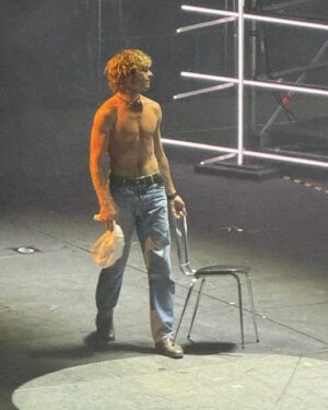 Ross Lynch Instagram - I FEEL THE RUSH