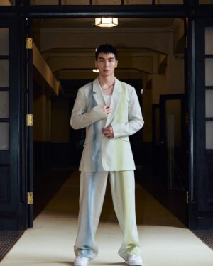 Roy Chang Instagram - 青春並不溫柔 🤍
北影世界首映

#台北電影節 
#青春並不溫柔 
#正常人影業 
@bluebelltw 
@paulsmithdesign
@whollstoptherain_2023 
@hope_marketing63 
@backstage_curry 
@normalfilm.ltd 
@asunch 
@yolksu