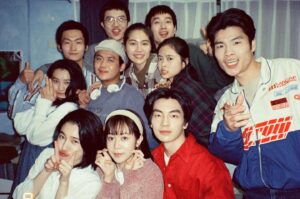Roy Chang Instagram - 短暫回到1994年
認識了阿光、魏青、季微
一起抗爭的美術系同學
還好有帶著底片機紀錄當時的我們
電影現在上映中 
希望有空的大家去多多支持！
#青春並不溫柔 
@whollstoptherain_2023